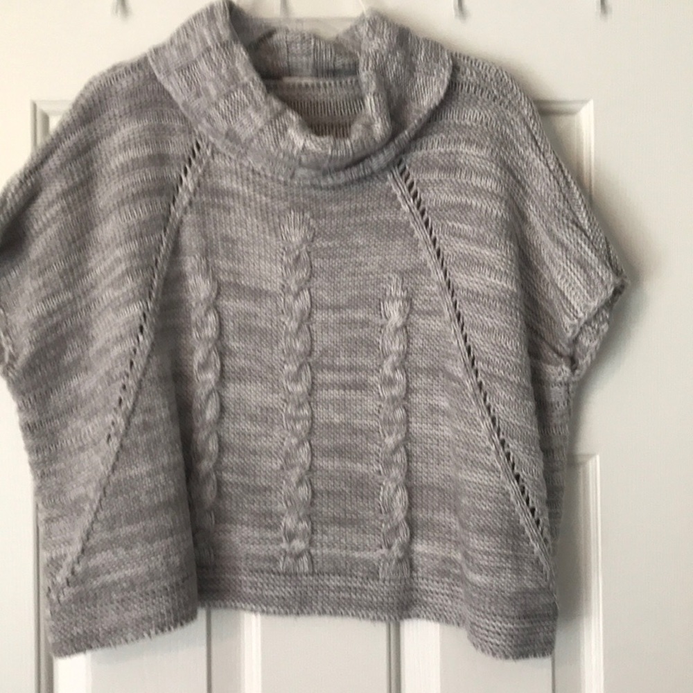 Crazy 8 Gray Shirt Sleeve Sweater